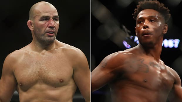 Glover Teixeira and Jamahal Hill headline UFC 283.